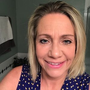 Meet your Posher, Rhonda